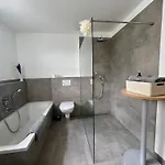 Moderne 100 M2 Mit Buero Und Terrasse شقة