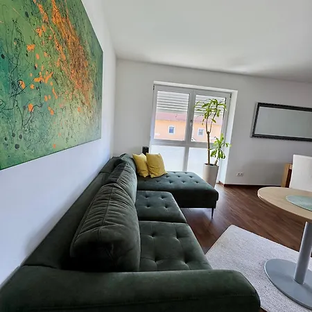 Апартаменты Moderne 100 M2 Mit Buero Und Terrasse *