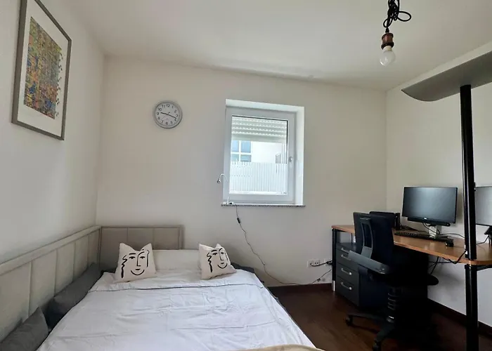 Moderne 100 M2 Mit Buero Und Terrasse Lägenhet *